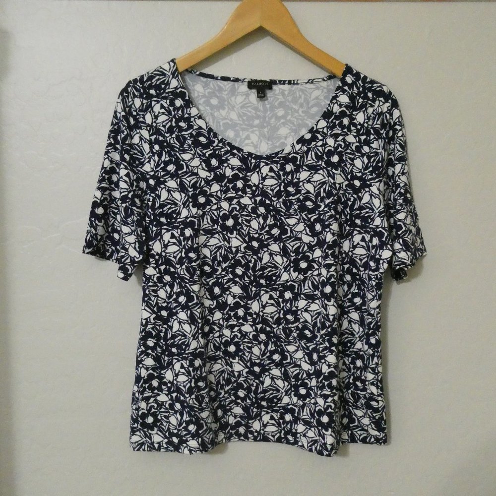 Scoop Neck Top EUC